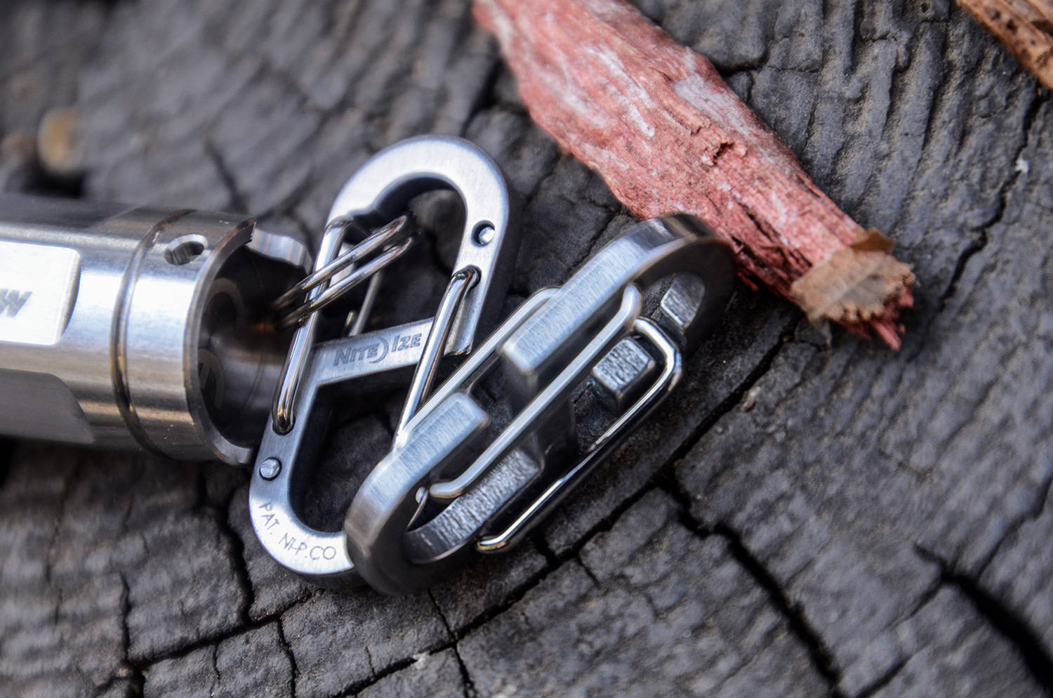 小到隐形，牢到离谱：奈爱迷你钥匙扣