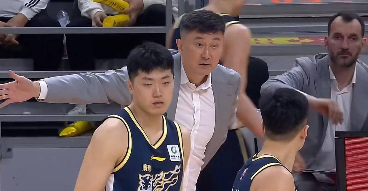 大鱼入队助攻！广东队迎来关键利好，杜锋领军稳步挺进总决赛