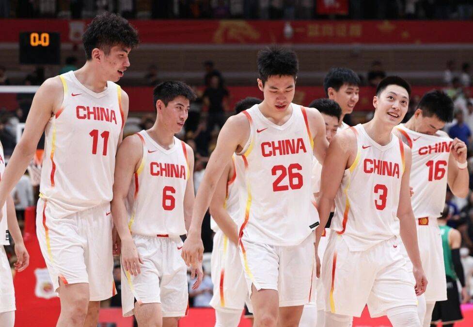 CCTV5直播！中国男篮大战日本，对手主帅放狠话，郭士强带队全力争胜