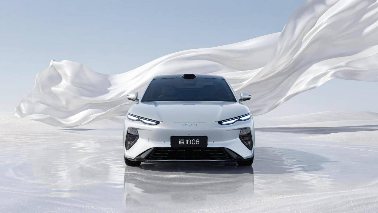 《第二代刀片电池+全新闪充技术全面落地，比亚迪海洋网678王炸出击》