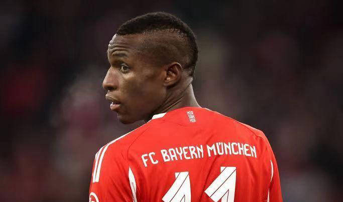 拜仁势如破竹，杰克逊在德甲焕发全新活力