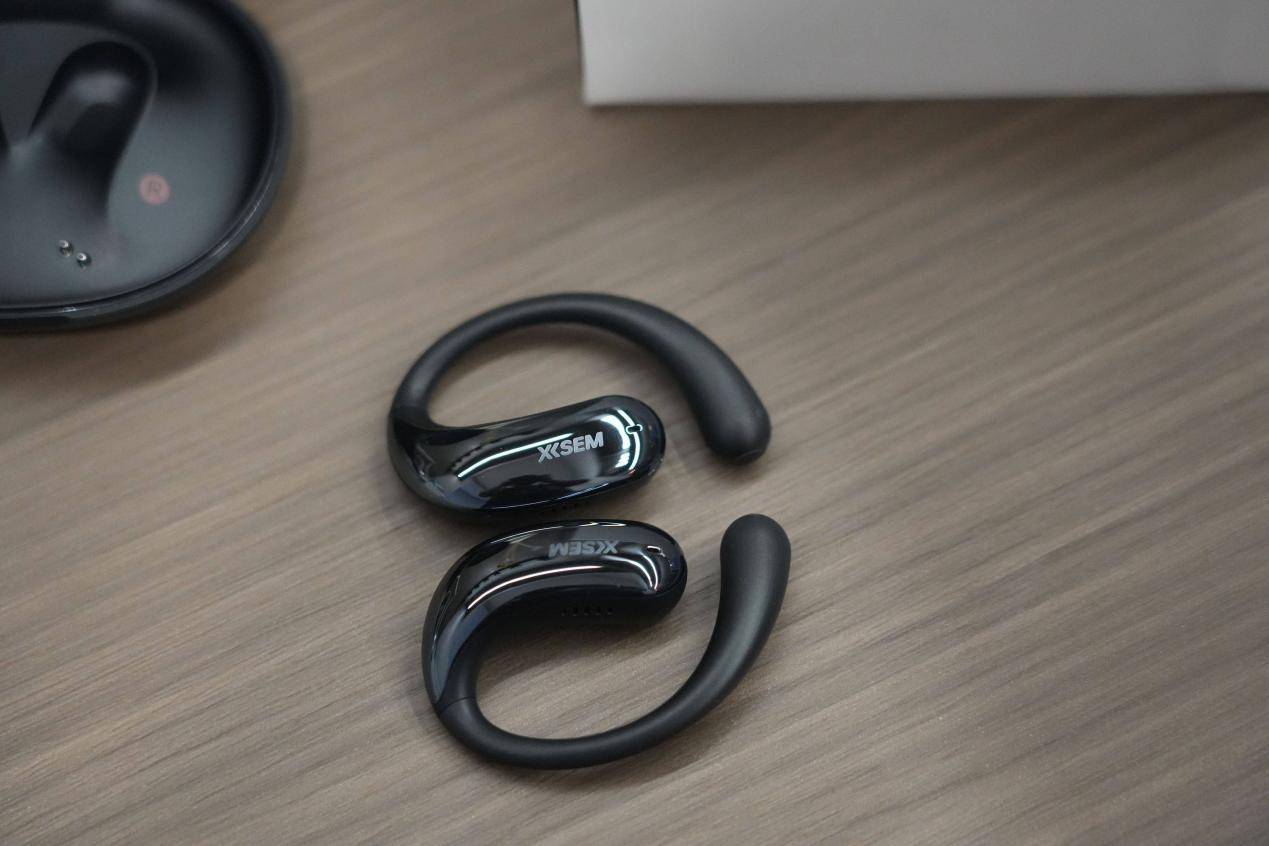 开学季数码好物有哪些？10款刚需数码神器推荐，解锁高效校园生活