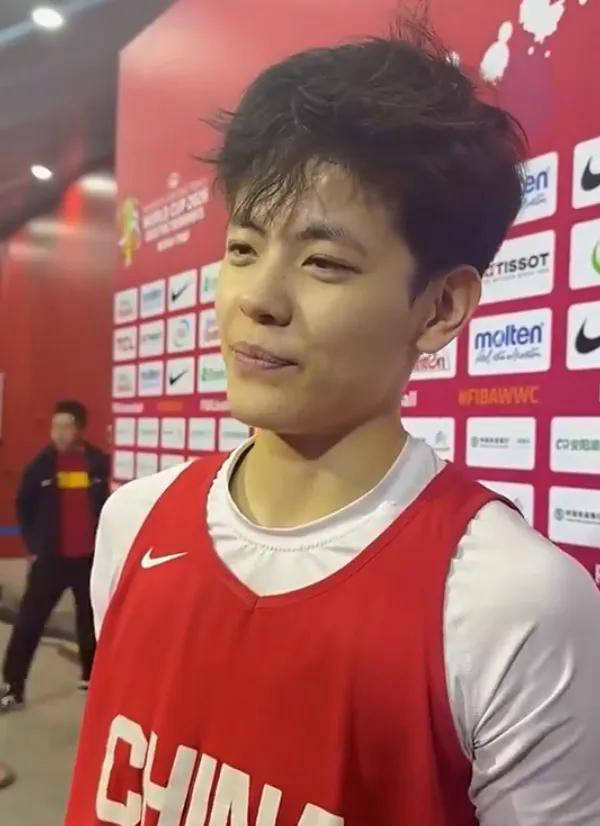 杨舒予：新鲜血液注入中国女篮	，期待呈现焕然一新的团队风貌