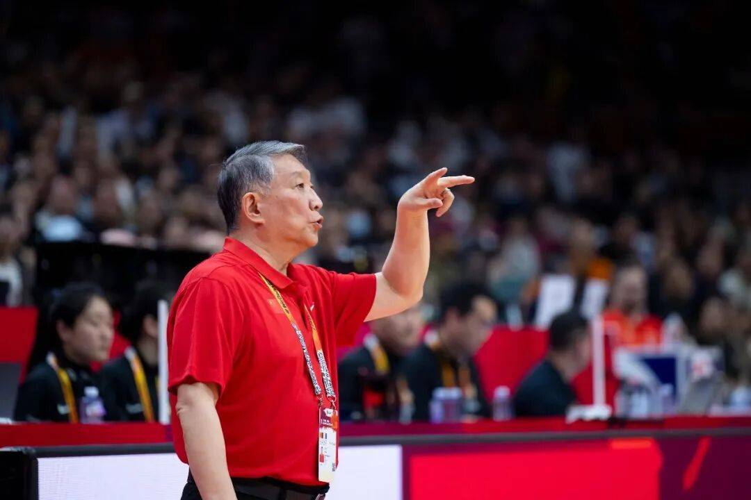 输得不冤！中国女篮不敌比利时女篮！宫鲁鸣一针见血，韩旭摊牌