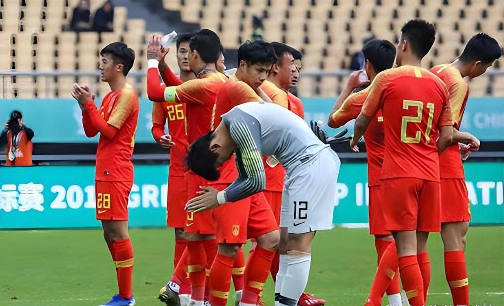 新国足首次上海主场迎来世界杯附加赛挑战，赢球直通美加墨传闻被澄清