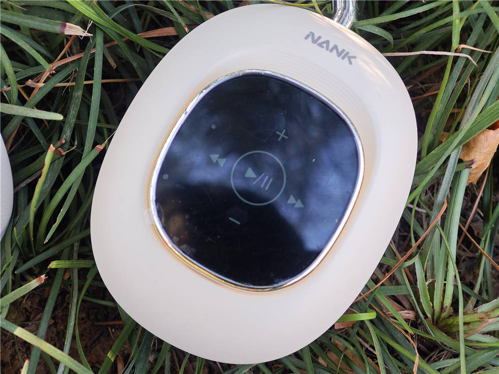 南卡Show头戴耳机体验：屏显交互、HiFi音质、AI智能全面进化