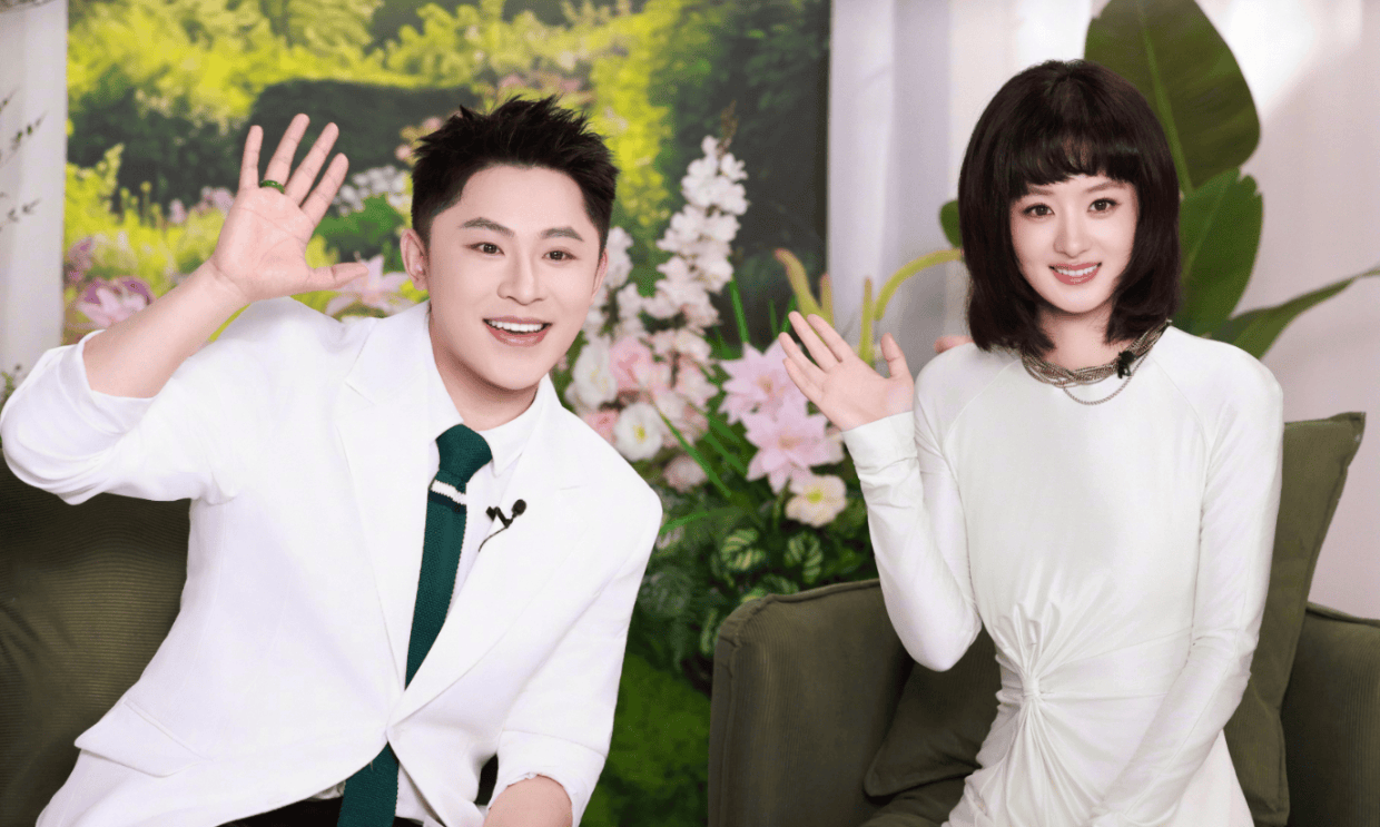 主持人回应赵丽颖直播间争议：只是腼腆本能，并非摆脸色或不高兴