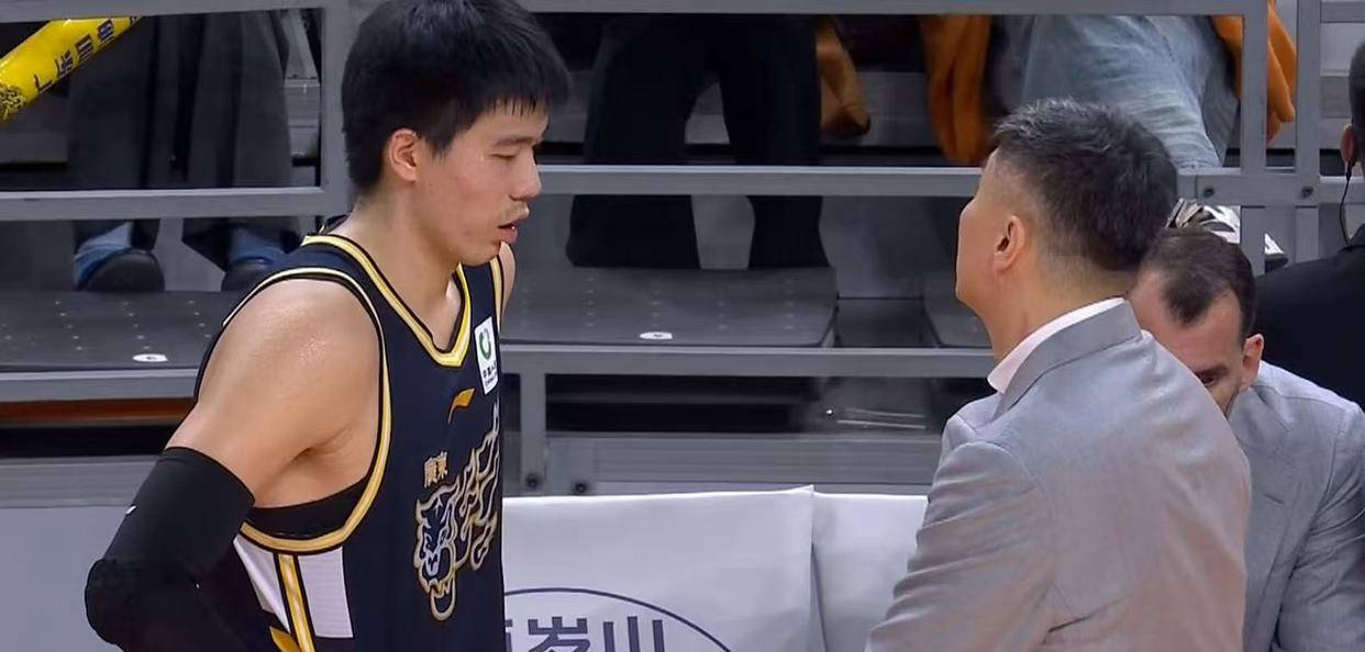 朱芳雨亲自点名，广东队锁定实力国手徐昕，杜锋为他舍弃双大外援阵容