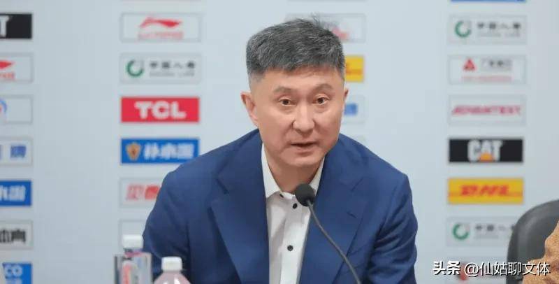 广东对阵上海，杜锋却去参加粤BA开幕式，估计一场大败在所难免