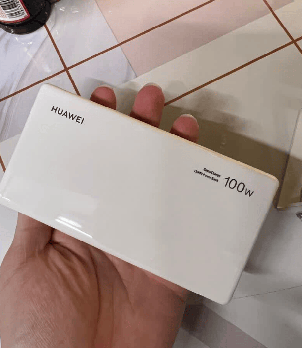 苹果用什么充电宝好一点？2026年10款最适合苹果手机的充电宝推荐，新手选购怕踩雷就看这篇