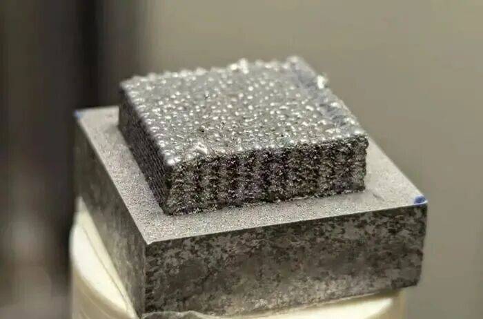 一种新型3D打印铝合金，打印态即达高性能，还不易变形开裂