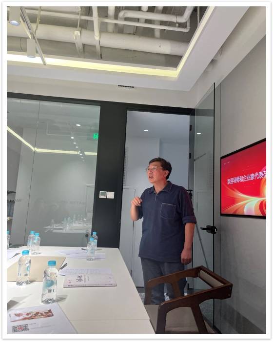 《中国公益营销白皮书》编委会首次研讨会在京举办