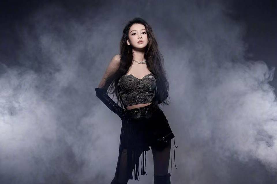 浪姐7群访实录：孙怡谈夺冠新解 江语晨自曝舞台乌龙 范玮琪回应争议