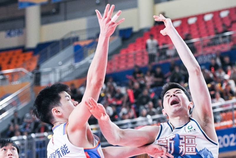 队长准三双 飞虎加时胜出终结四连败