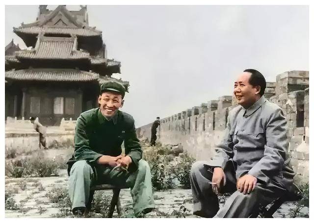毛主席笑容历史意义_毛主席灿烂笑容_毛爷爷搞笑图片