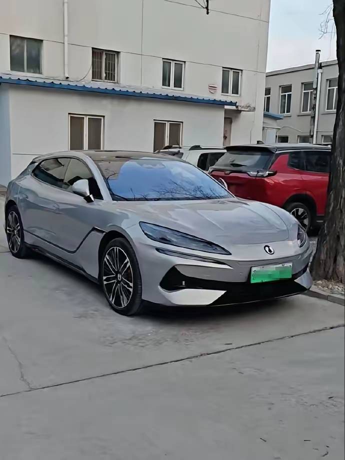 数据打脸一切：为什么中国最懂车的一群人，全换了同一款国产车？