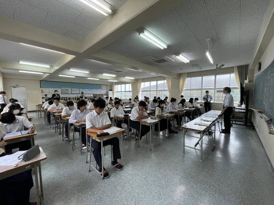 请输入图片描述 请输入图片描述