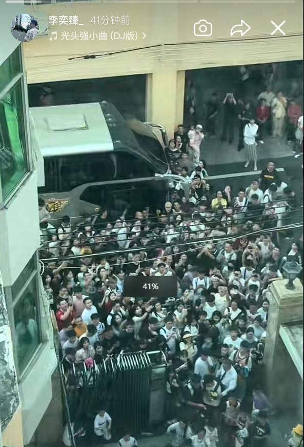 广东宏远赛前最新动态：收官战门票告罄，主帅杜锋全队聚餐，萨林杰确认复出