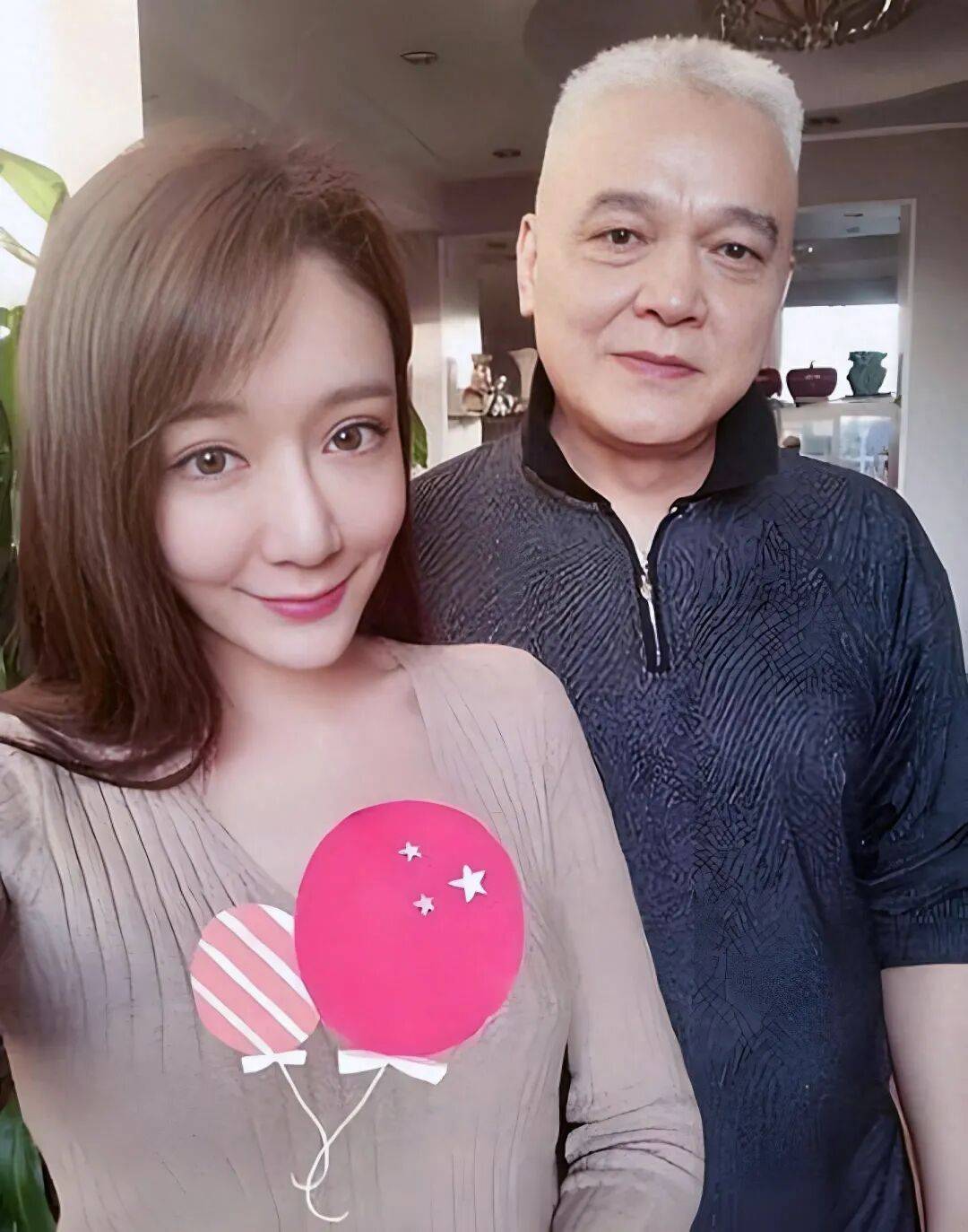 69岁申军谊患脑梗4年女儿未婚单身他担心拖累女儿的爱情