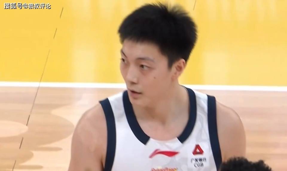三连冠后最低迷一季！胡明轩近6战5场得分5分内 三分命中率仅31.9%