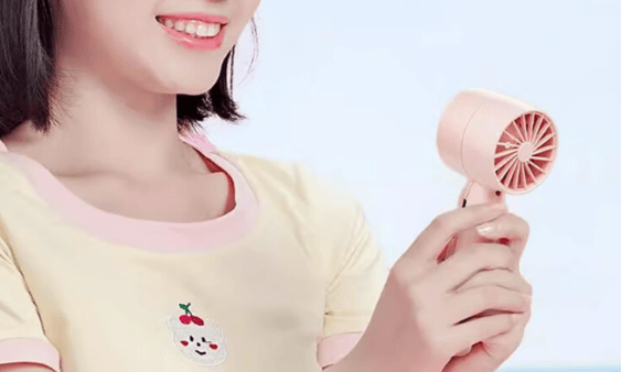 挂腰风扇那款好？赤甲、西圣、科沃三款百元挂腰风扇真实大比拼！