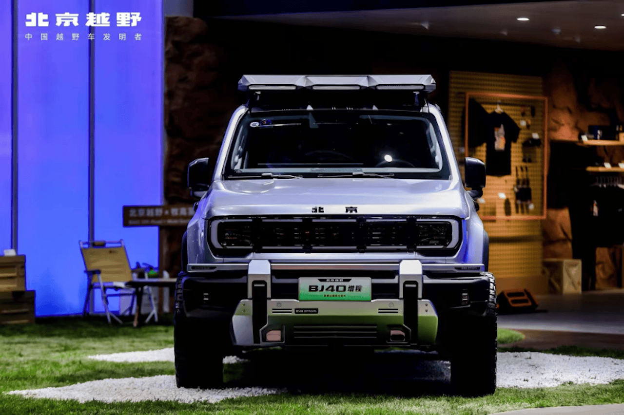 BJ40增程长续航版北京车展预售价21.48万元！1276.png