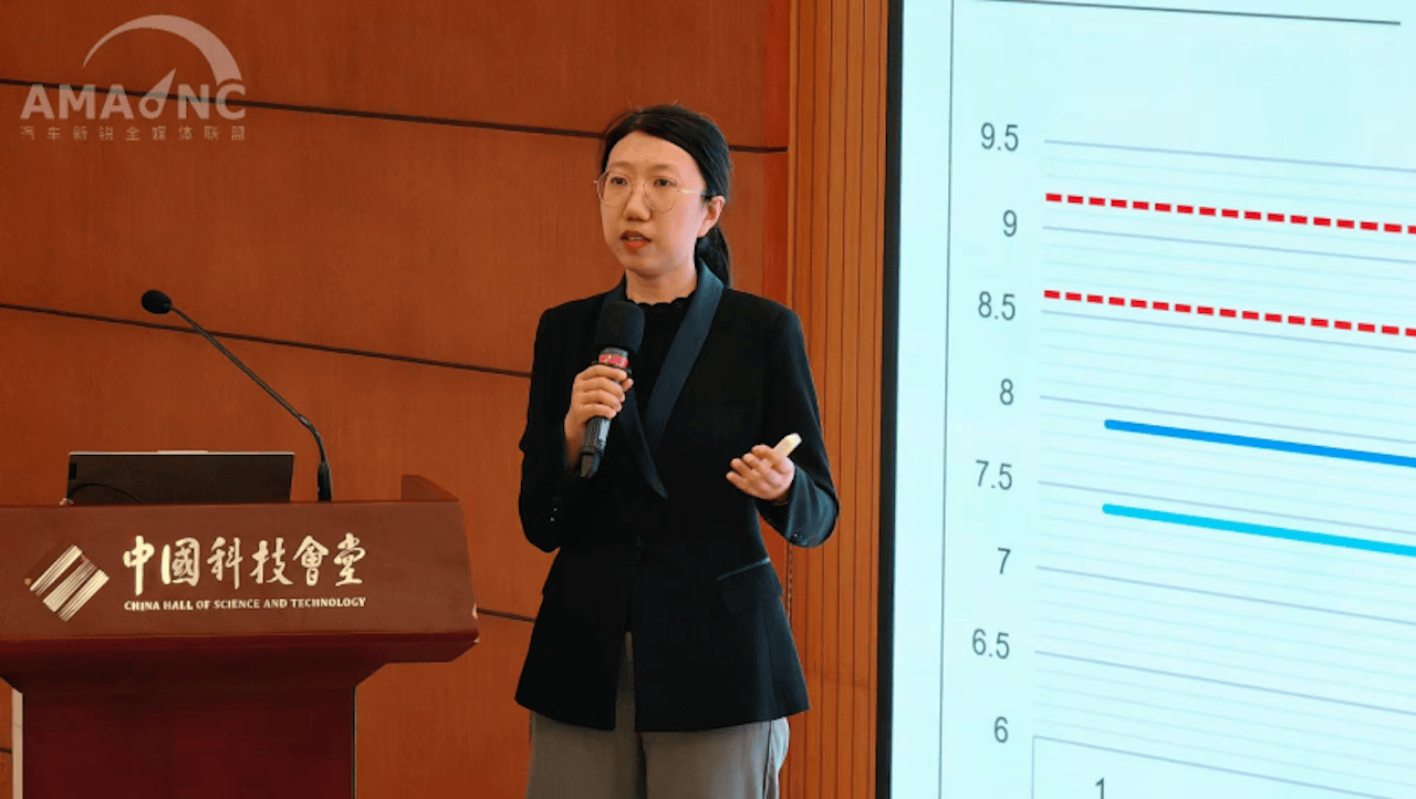 聚焦“韧性” 共谋发展——2026中国（北京）智能与新能源汽车峰会成功召开921.png