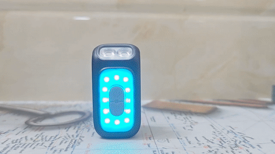 Fenix E04R体验:300流明加红蓝闪,87小时长续航,小身材真大本事