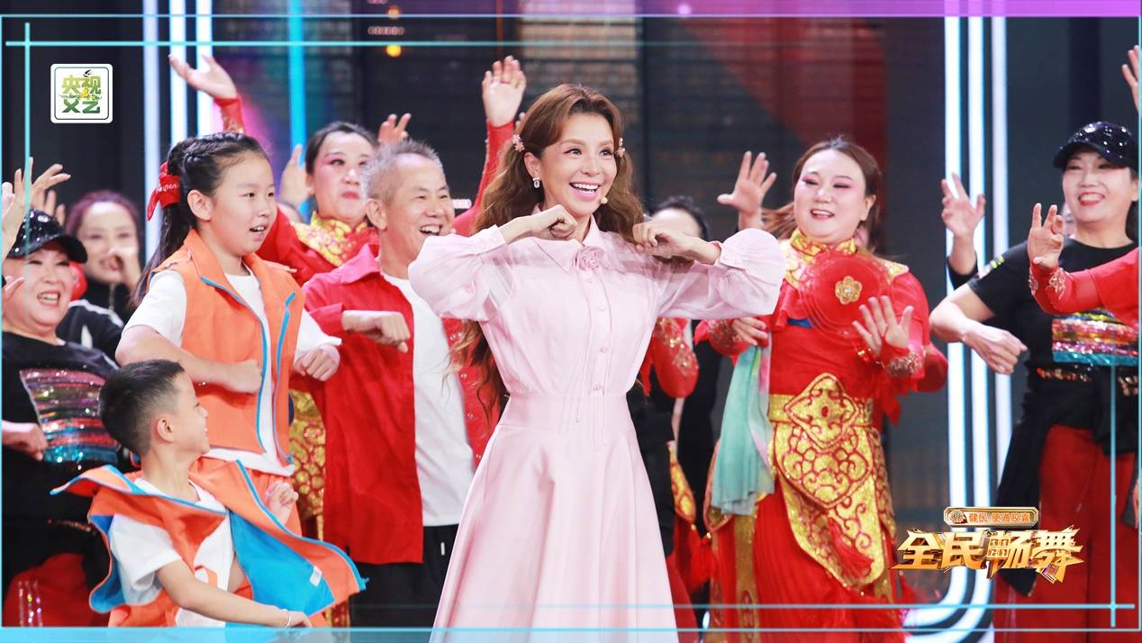 一群小孩在跳舞AI 生成的内容可能不正确。