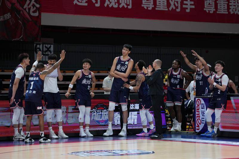 徐昕增补进入中国男篮短训营 已收到NBA球队邀请