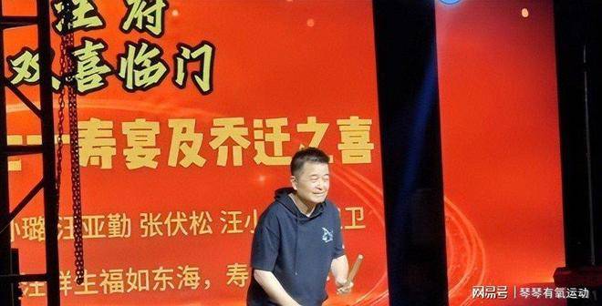 67岁毕福剑晚年卖字画走穴演出养家糊口近况曝光