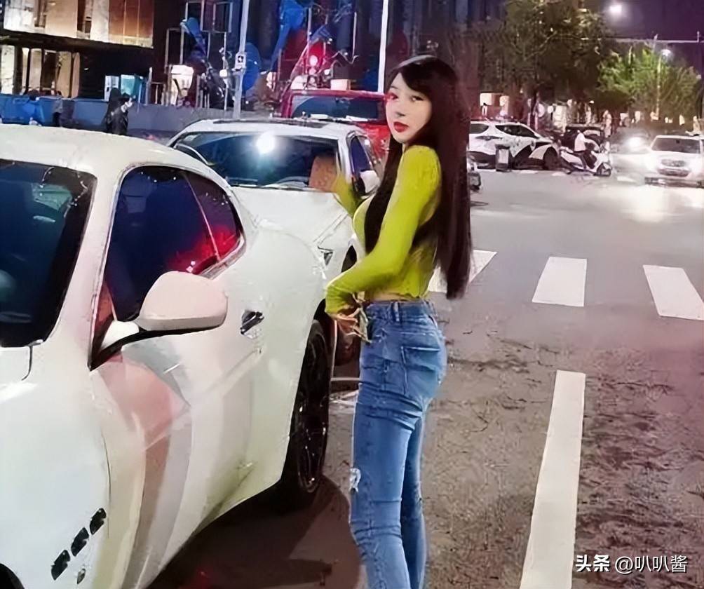 郭美美炫富事件_郭美美 微博 炫富_郭美美假慈善骗钱事件