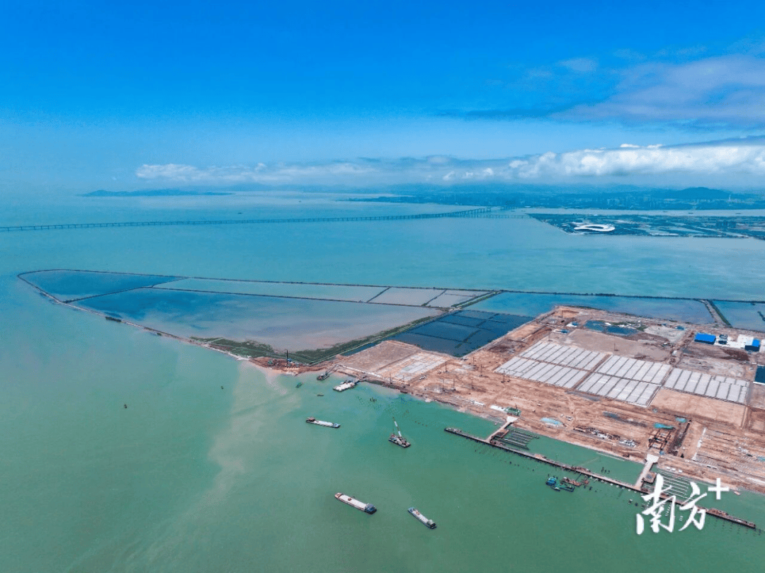 大湾区百亿级项目动工,加速迈向世界级港口群(图1) 大湾区百亿级项目动工,加速迈向世界级港口群(图1)