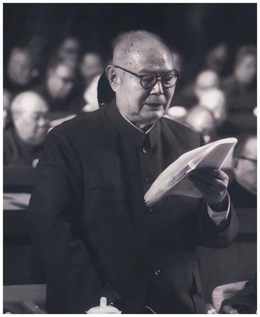 1983年,杨勇在北京逝世,治丧会议上,杨尚昆当众宣布了2个安排_中央_岁月_历史