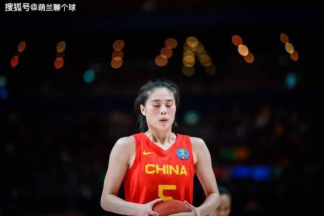 逃离封闭集训？30岁女篮老将留洋，重走韩旭之路，宫鲁鸣作何感想