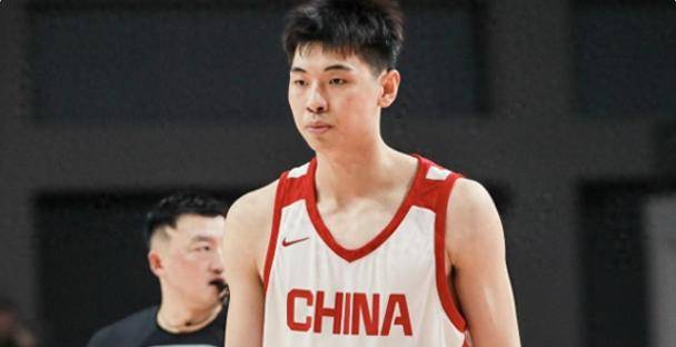 中国男篮官宣21人名单！杨瀚森归队领衔，赵继伟扛旗