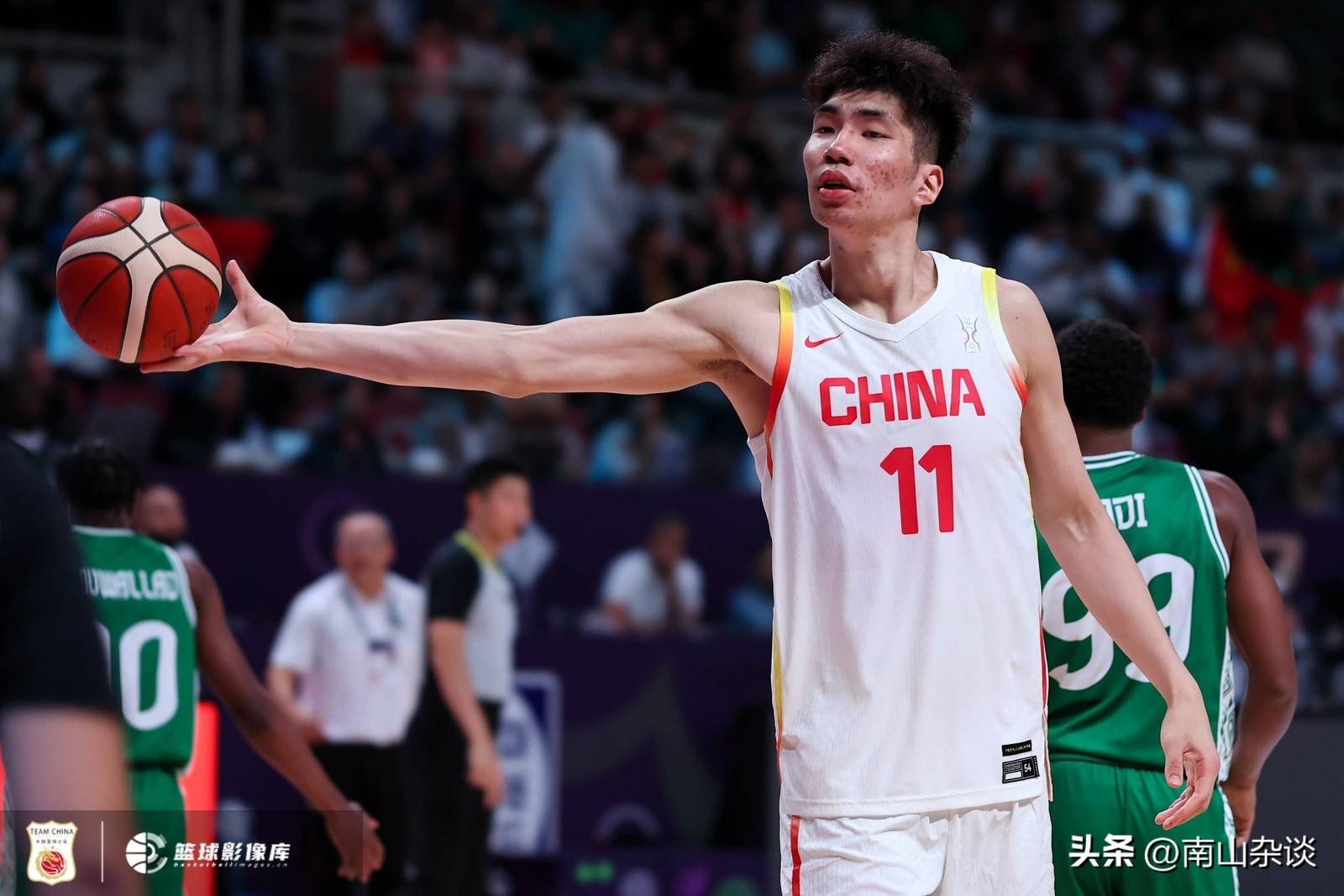 中国男篮最新消息，热身赛赛程公布 杨瀚森接受专访 余嘉豪继续租借