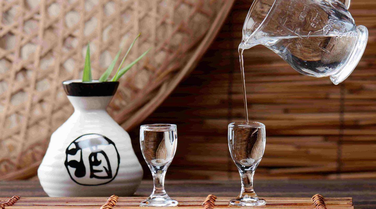 原创            医生发现：男性若长期不喝白酒，用不了多久，身体或出现4大改变