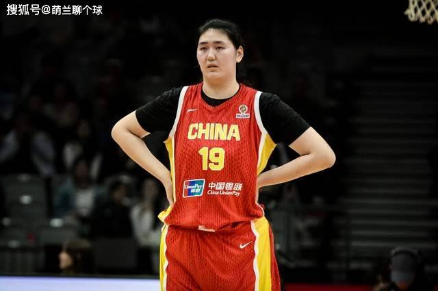 女篮2分惜败之后，张子宇发声很实在，王思雨一席话尽显大将风范