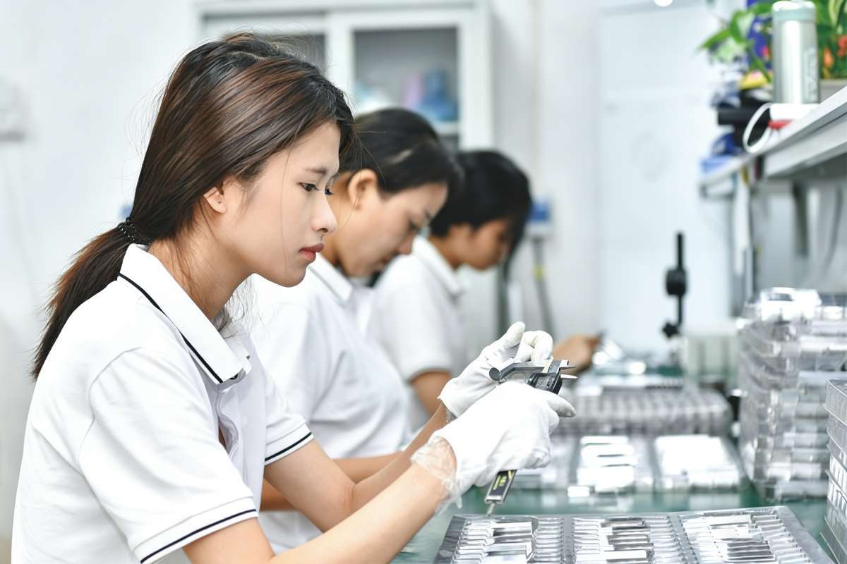铜针插针pin针铜螺母到底怎么选 昆山图达讯走心机加工指南请收好 铜针插针pin针铜螺母到底怎么选 昆山图达讯走心机加工指南请收好