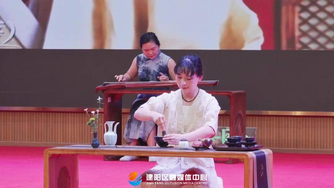 潭城街道七贤社区、景龙社区:舌尖上的“母亲节”.00_02_18_06.Still025_副本.png