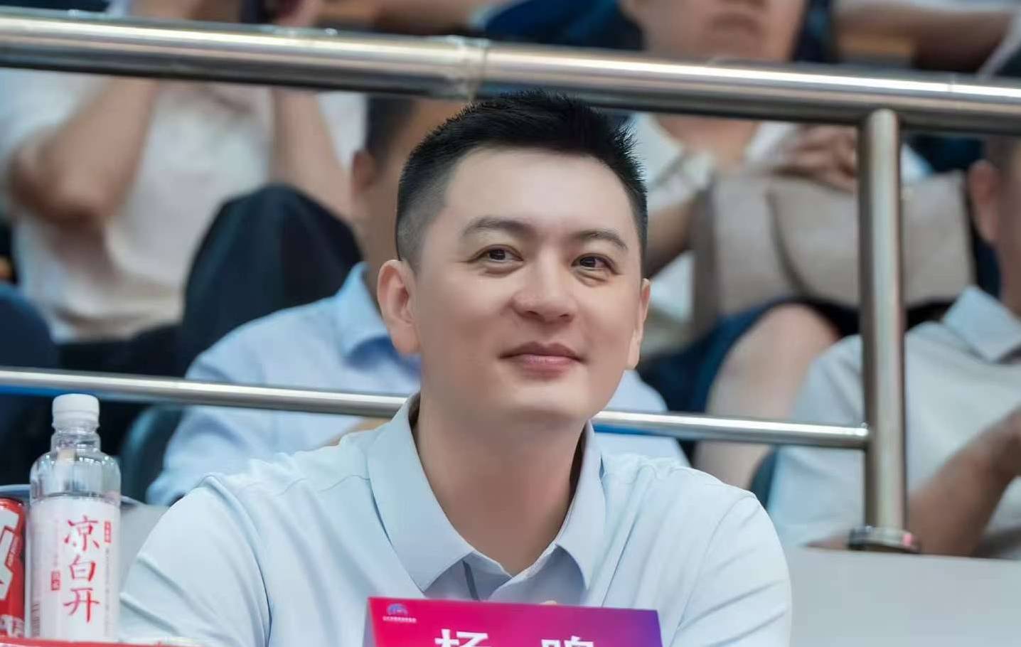抵达黑龙江，杨鸣发声感谢，正式上任，亮相新岗位，赵继伟祝福