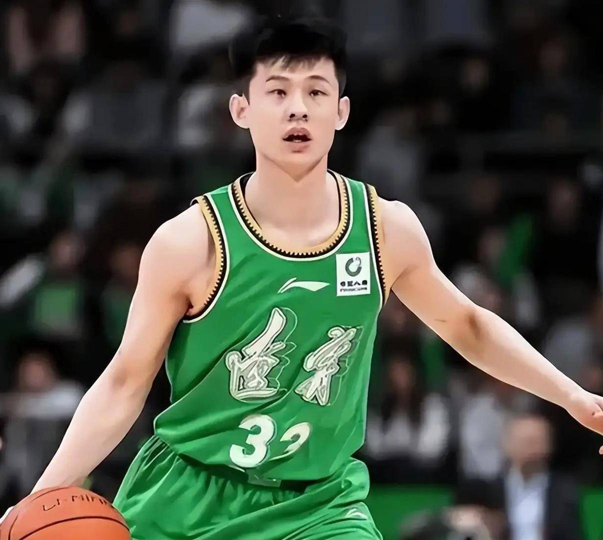 7月16日CBA转会消息，胡金秋王岚嵚交易遇阻，北方两强队补强