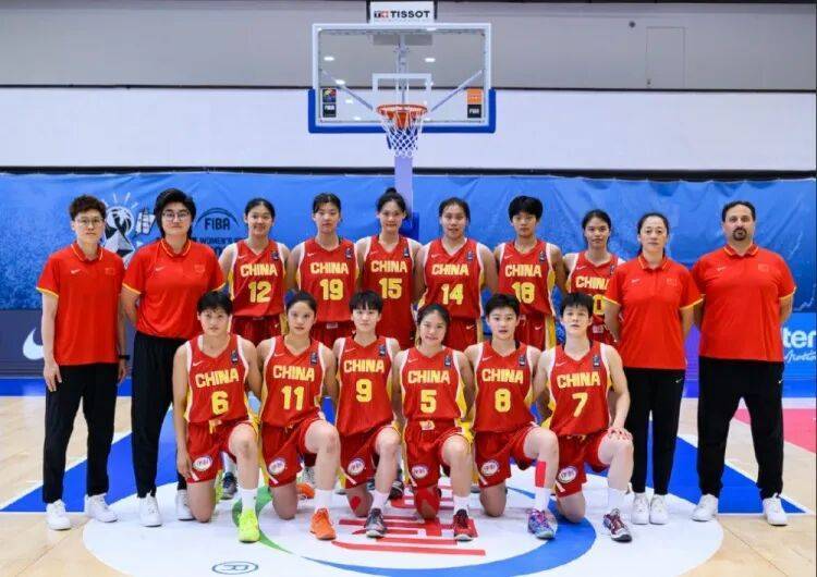 中国女篮闯进世界杯八强,创造近10年来最好成绩
