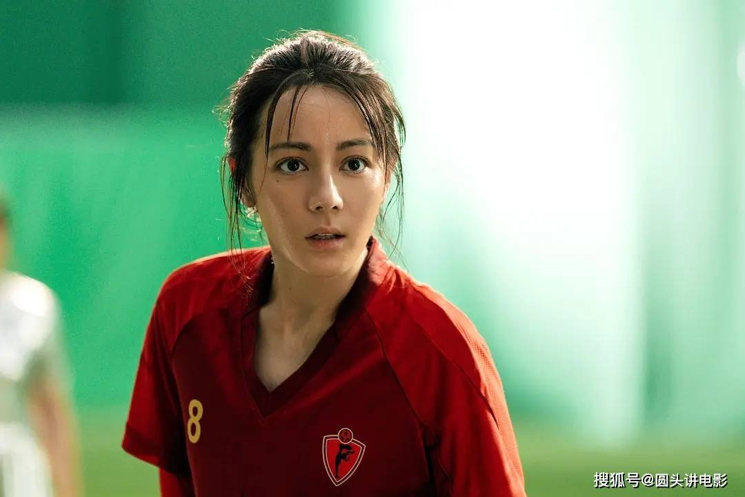 当前热映电影票房榜：《功夫女足》破13亿排第一，你看过哪几部？封面图