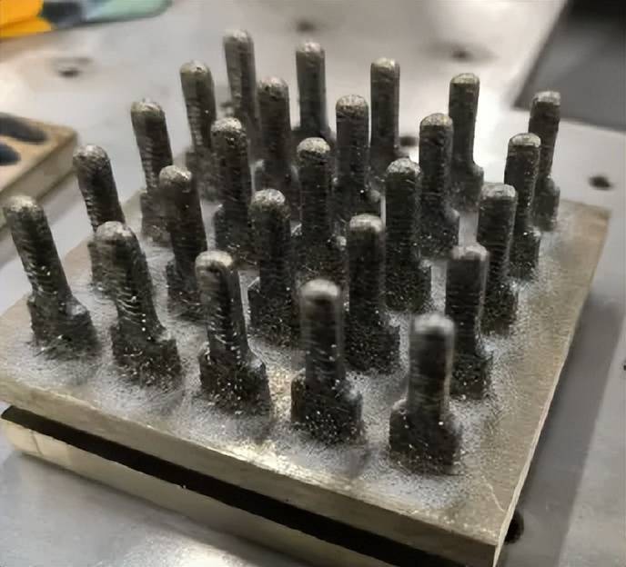 Leishi launches LAM 150V lab-scale powder-fed DED metal printer for multi-material gradients and high-throughput alloys