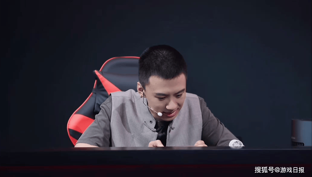 手瓦与瓦，正露锋芒