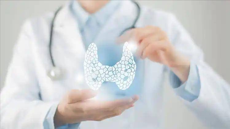 原创            哈工大解剖242名甲状腺癌死者，发现患甲状腺癌的人，有6大坏习惯