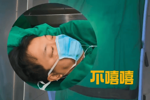 黄渤自曝家门口骑车摔伤锁骨:骑车务必专注,分心易遭罪