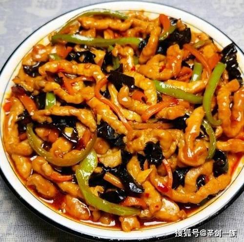 心脏决定寿命！中老年想要保护心脏，多吃这8菜，心脏越来越年轻